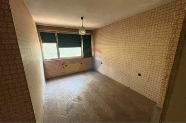 Продажба - Апартамент в Широк център,  Русе