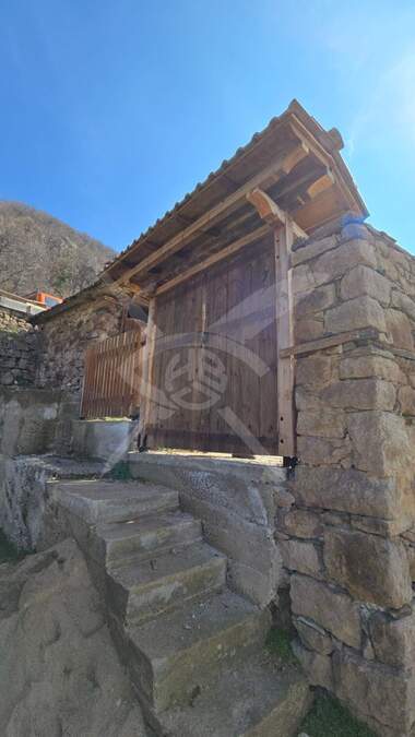 Satış - Ev olarak Jrebiçko,  Pazarcik