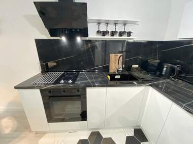 Închiriere - Apartament în Lazur,  Burgas