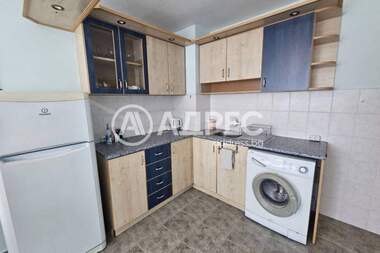 For rent - Apartment in Okrajna bolnica - Generali,  Varna