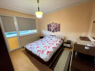 Verkauf - Wohnung in Pazara,  Schumen