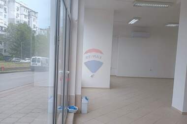 Kira - Dükkan olarak Vladislavovo,  Varna