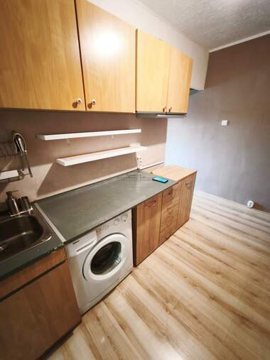 Vânzare - Apartament în Proucevane,  Pernik