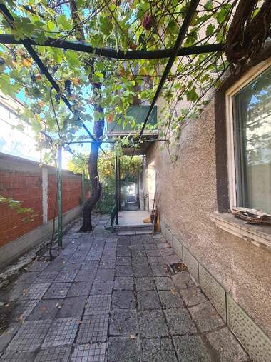 For sale - House in Ovcharski,  Haskovo
