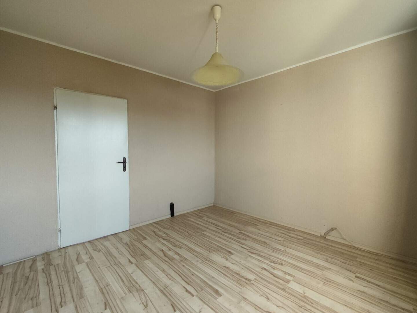 Vierzimmer Wohnung in Wazrazhdane, Ruse – Foto 4
