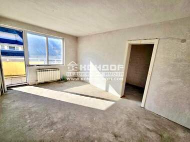 Vânzare - Apartament în Center,  Plovdiv