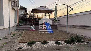 Vânzare - Etaj din casă în Boliarovo,  Haskovo