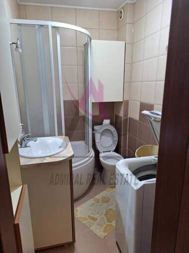 Închiriere - Apartament în Văzrajdane 1,  Varna