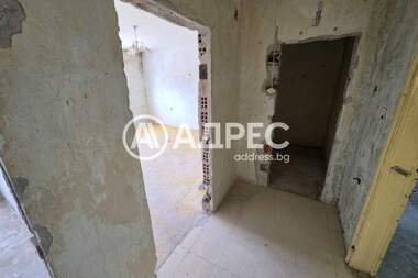 Vânzare - Apartament în Hale,  Iambol