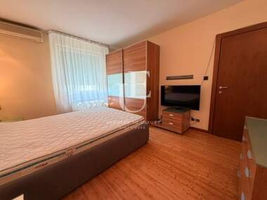 Închiriere - Apartament în Goțe Delceev,  Sofia