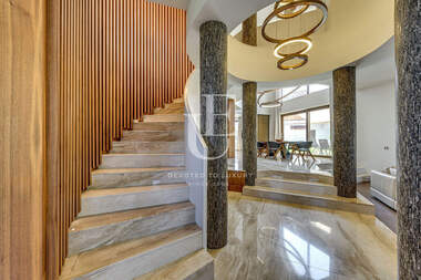 For sale - House in Nadejda 1,  Sofia