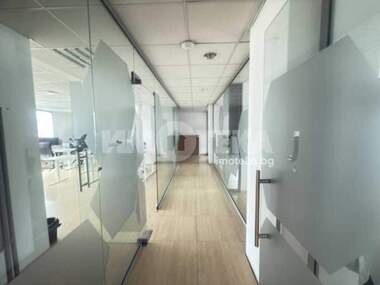 For rent - Office in Manastirski livadi-Iztok,  Sofia