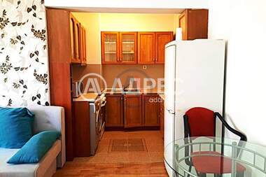 Vânzare - Apartament în Levski,  Varna