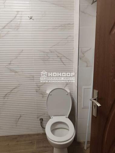 Наем - Апартамент в Център,  Пловдив