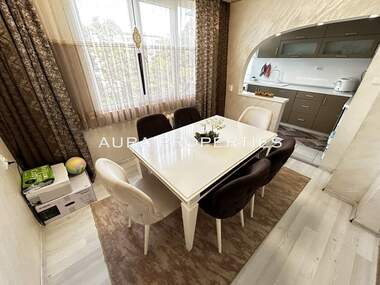 For sale - Apartment in Center,  Razgrad