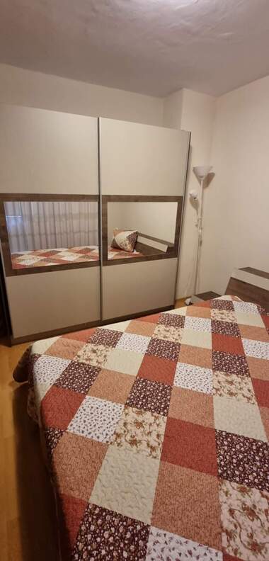 For sale - Apartment in Osvobojdenie,  Razgrad