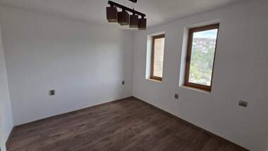 Vânzare - Apartament în Țentăr,  Veliko Tărnovo