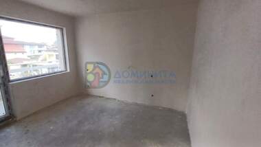 Vânzare - Apartament în Țarevo,  Burgas