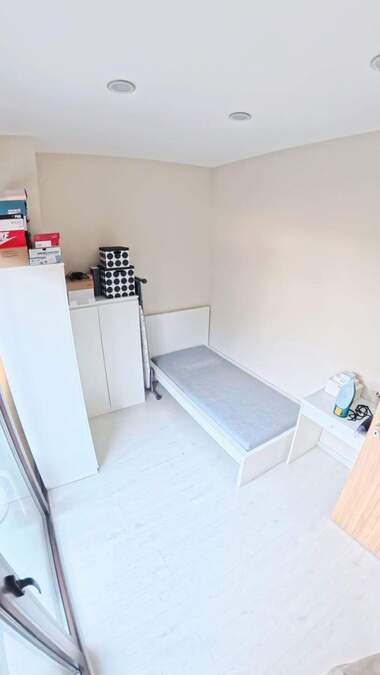 Vânzare - Apartament în Kambanite,  Sofia