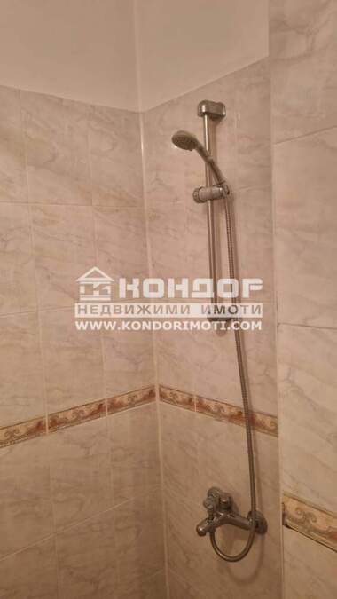 Vânzare - Apartament în Kărșiaka,  Plovdiv