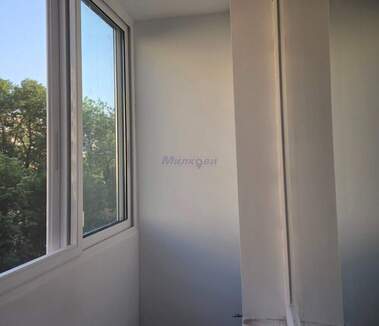 Închiriere - Apartament în Văzrajdane,  Ruse