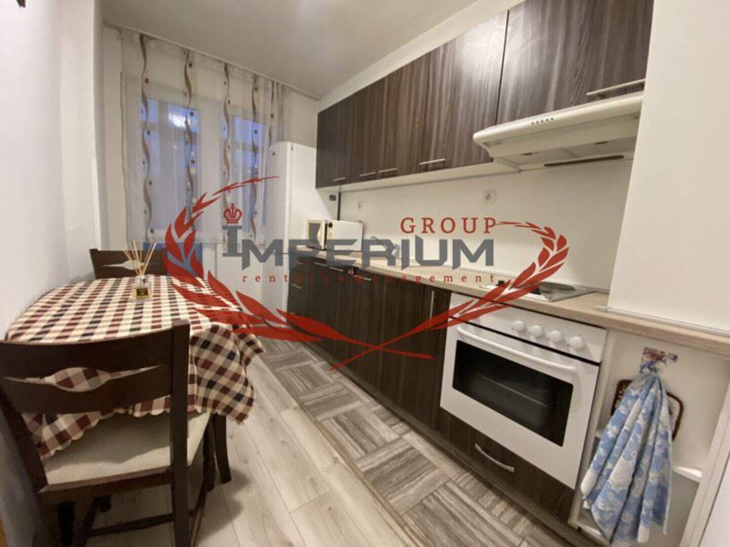 Тристаен Апартамент в Колхозен пазар, Варна – снимка 3