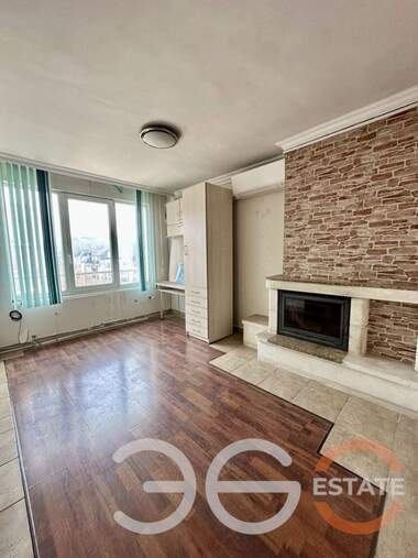 For sale - Apartment in Liatno kino Trakia,  Varna