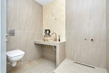 Vânzare - Salon de frumusețe/Birou/Magazin/Depozit/Cabinet de stomatologie în Țentăr,  Burgas