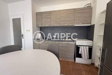 Închiriere - Apartament în Suhata reka,  Sofia