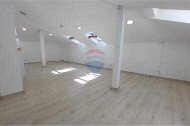 For rent - Office in Center,  Varna
