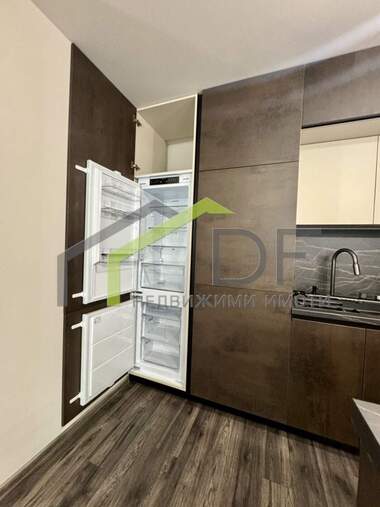 Vânzare - Apartament în Izgrev,  Varna