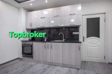 Închiriere - Apartament în Mladejki hălm,  Plovdiv