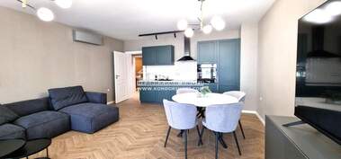 Vânzare - Apartament în Kărșiaka,  Plovdiv