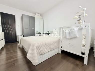 For sale - Apartment in Iujen,  Plovdiv