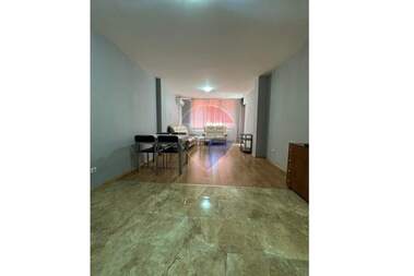 Închiriere - Apartament în Levski,  Varna