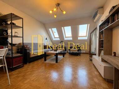 Închiriere - Apartament în Zona B-18,  Sofia