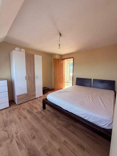 Vânzare - Apartament în Țentăr,  Vrața