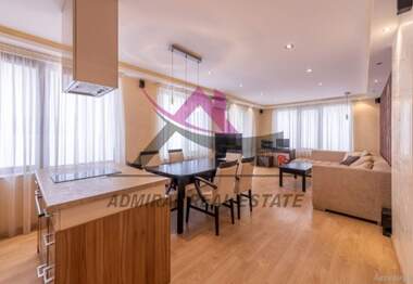 Închiriere - Apartament în Sveti Konstantin i Elena,  Varna