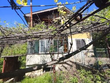 Продажа - Дом вo Врачански лозя в.з.,  Враца