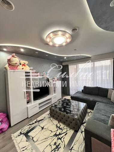 For sale - Apartment in Boian Balgaranov 1,  Shumen