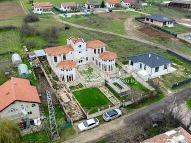 For sale - House in Zdravets,  Varna