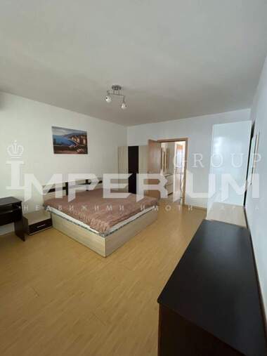 Închiriere - Apartament în Okrăjna bolnița - Generali,  Varna