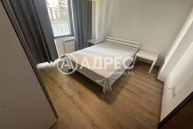 Închiriere - Apartament în Geo Milev,  Sofia