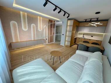 For sale - Apartment in Kiuchuk Parij,  Plovdiv