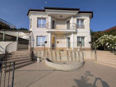 Vânzare - Casă în Manastirski rid,  Varna