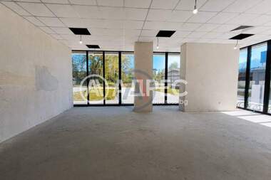 For sale - Store in Zona B-5,  Sofia