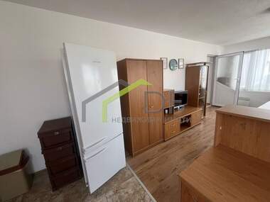Închiriere - Apartament în Galata,  Varna