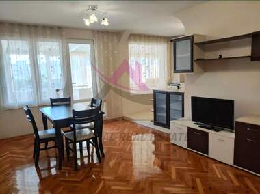 For rent - Apartment in Zimno kino Trakia,  Varna