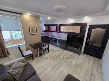 Kira - Apartman olarak Vazrajdane 1,  Varna
