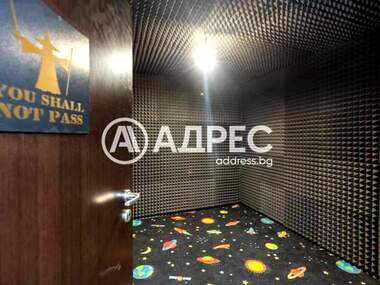 Наем - Магазин в Център,  Варна